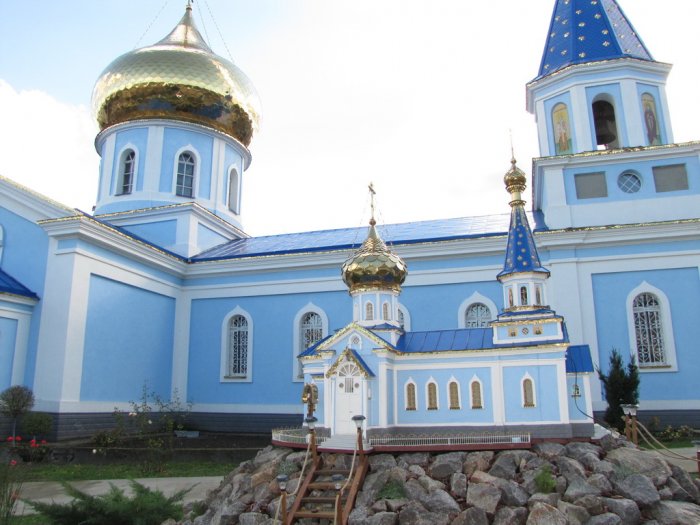 Галерея